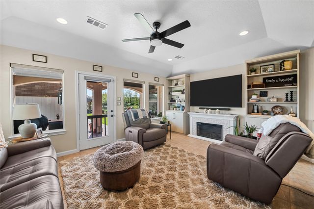 615 28th Street, Dickinson, TX 77539