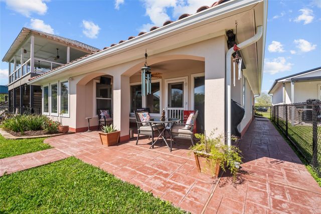 615 28th Street, Dickinson, TX 77539