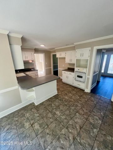 1914 Rand Road W, Wilson, NC 27893