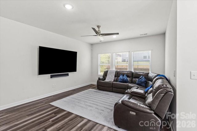 9287 Dunwich Drive, Gastonia, NC 28056