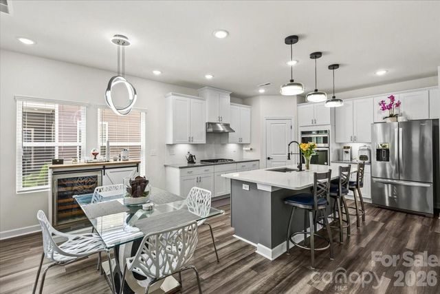 9287 Dunwich Drive, Gastonia, NC 28056