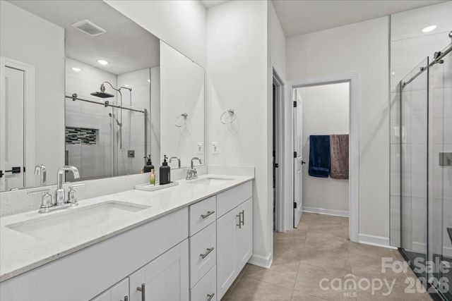 9287 Dunwich Drive, Gastonia, NC 28056