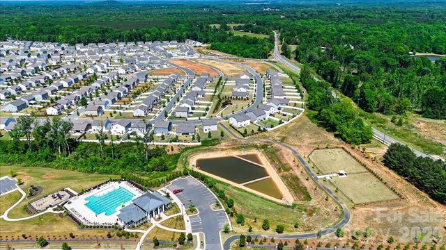 9287 Dunwich Drive, Gastonia, NC 28056