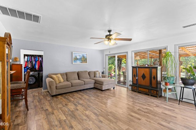 833 Beall Lane, Medford, OR 97502