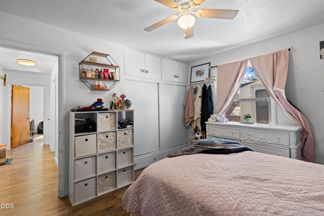 833 Beall Lane, Medford, OR 97502