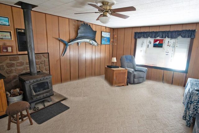 135 County Road 200, Sargent, TX 77414
