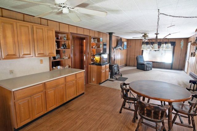 135 County Road 200, Sargent, TX 77414