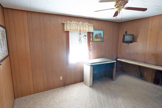 135 County Road 200, Sargent, TX 77414