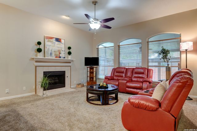 37 Sweetwood, San Antonio, TX 78254