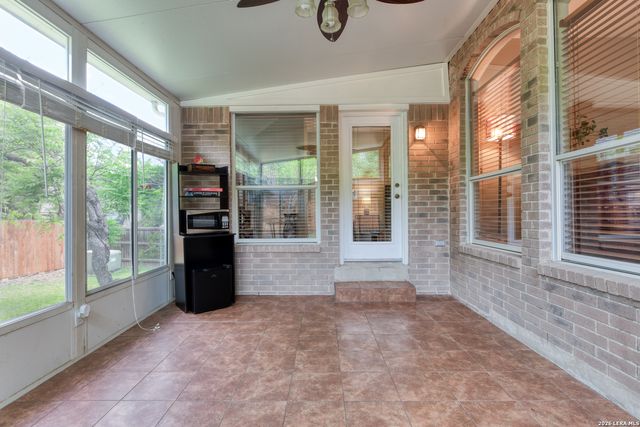 37 Sweetwood, San Antonio, TX 78254