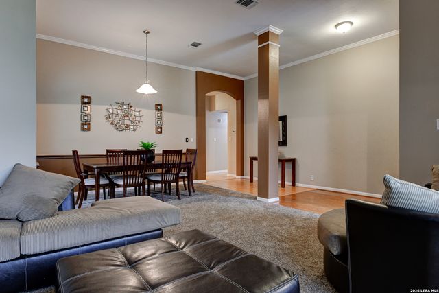 37 Sweetwood, San Antonio, TX 78254