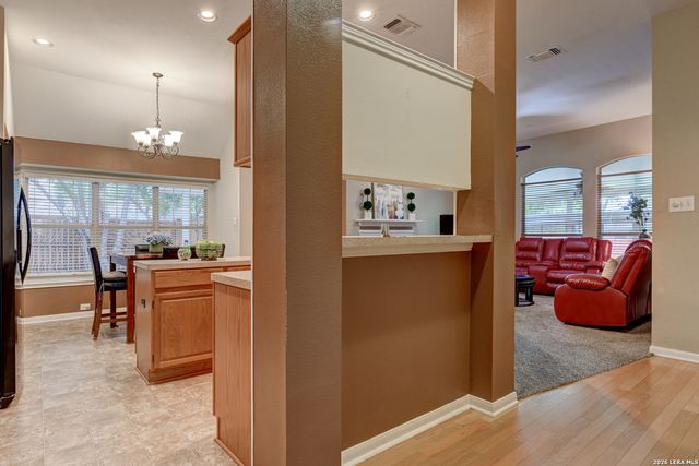 37 Sweetwood, San Antonio, TX 78254