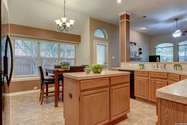 37 Sweetwood, San Antonio, TX 78254