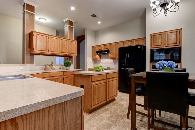 37 Sweetwood, San Antonio, TX 78254