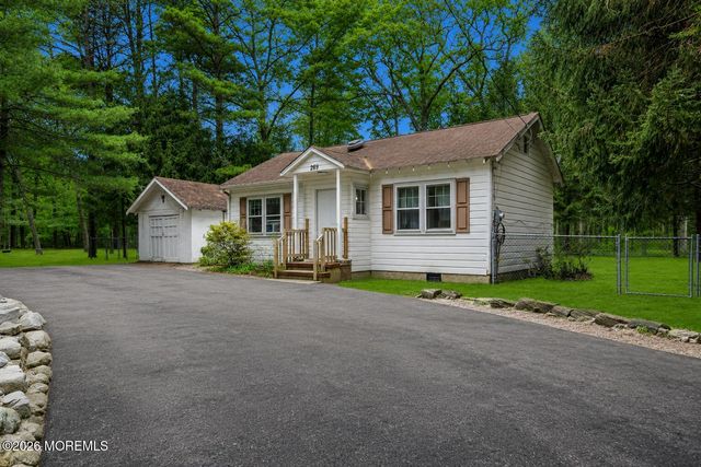 269 Alexander Avenue, Howell, NJ 07731