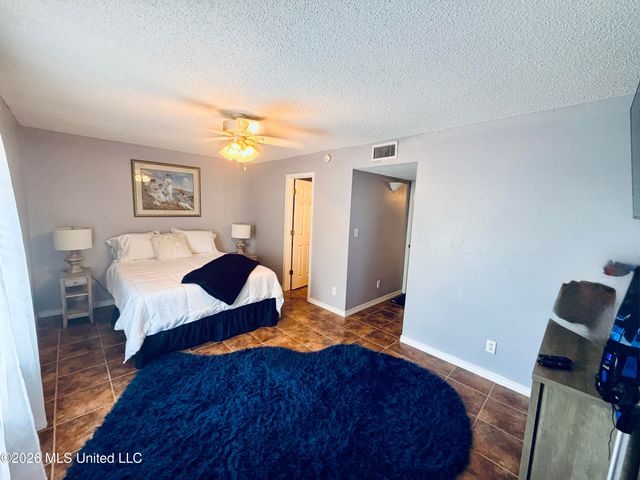 1550 E 2nd, 106, Pass Christian, MS 39571