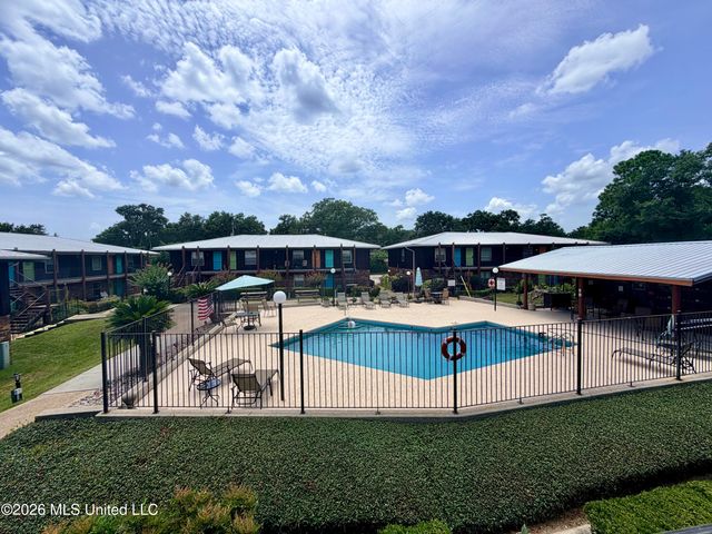 1550 E 2nd, 106, Pass Christian, MS 39571