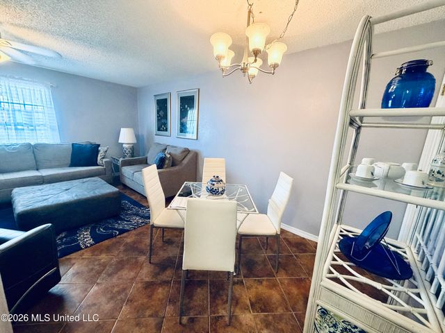 1550 E 2nd, 106, Pass Christian, MS 39571