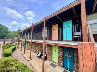 1550 E 2nd, 106, Pass Christian, MS 39571
