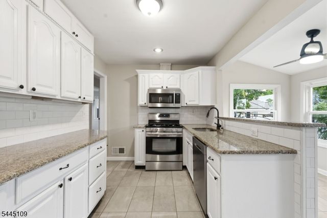 1815 N Stiles St, Linden City, NJ 07036