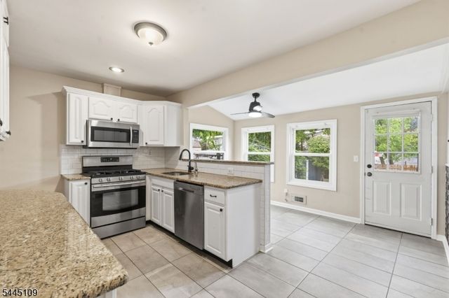 1815 N Stiles St, Linden City, NJ 07036