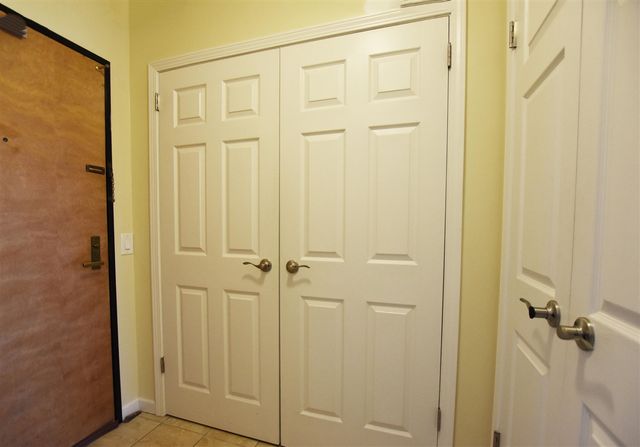 555 E William Street 15K, Ann Arbor, MI 48104