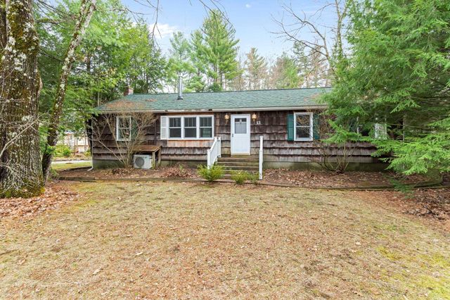 13 Tanglewood Drive, Essex, VT 05452