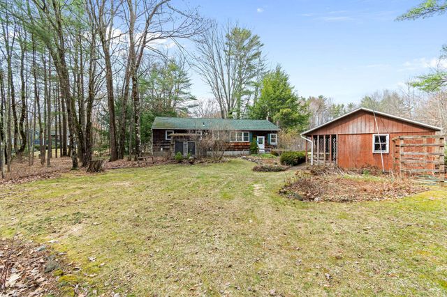 13 Tanglewood Drive, Essex, VT 05452