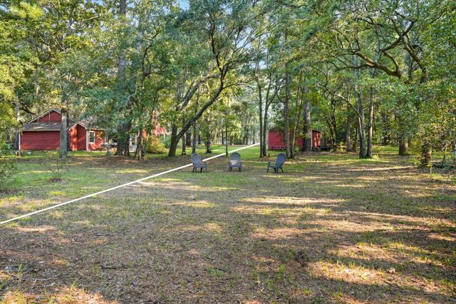 5620 Katy Hill Road, Wadmalaw Island, SC 29487