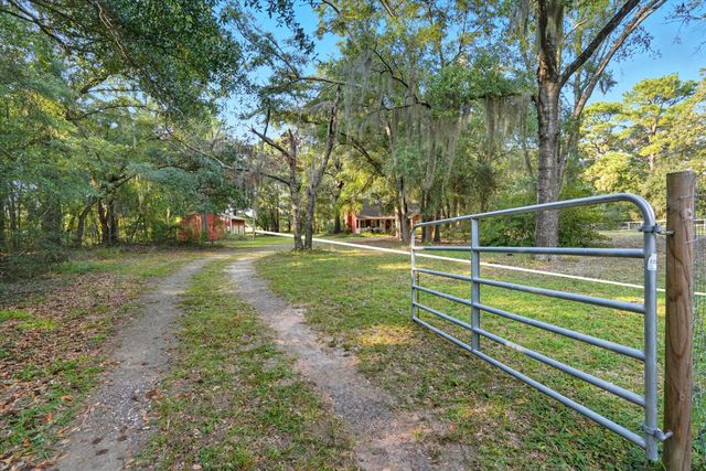 5620 Katy Hill Road, Wadmalaw Island, SC 29487