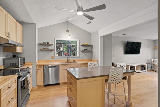 5620 Katy Hill Road, Wadmalaw Island, SC 29487