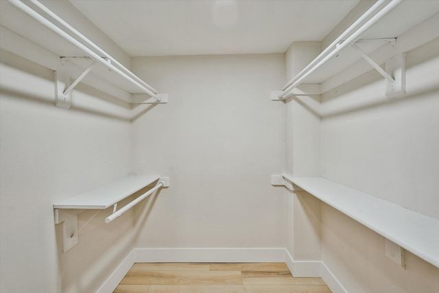 5220 Las Verdes Circle 321, Delray Beach, FL 33484