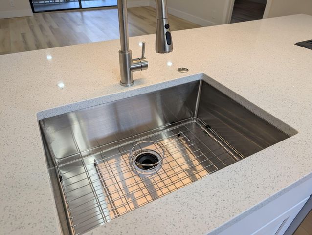 5220 Las Verdes Circle 321, Delray Beach, FL 33484