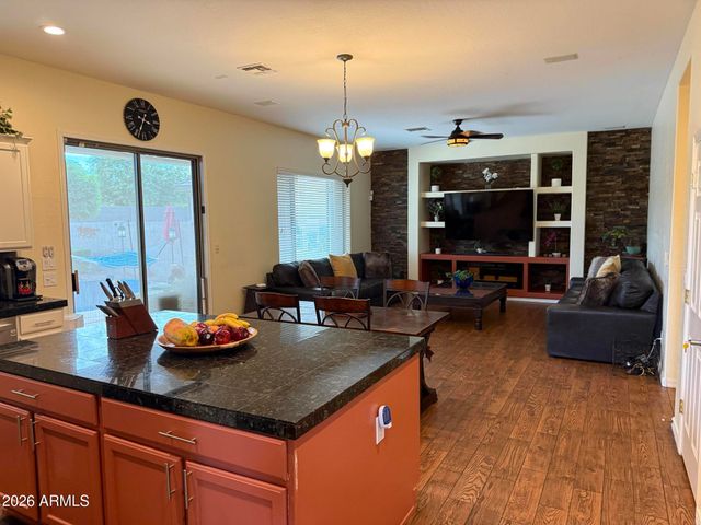 2245 W CLEARVIEW Trail, Phoenix, AZ 85086