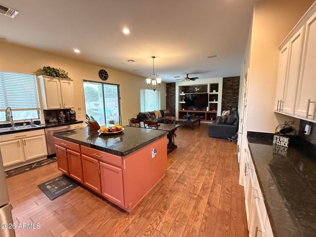 2245 W CLEARVIEW Trail, Phoenix, AZ 85086