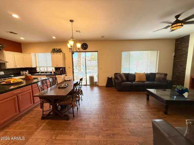 2245 W CLEARVIEW Trail, Phoenix, AZ 85086