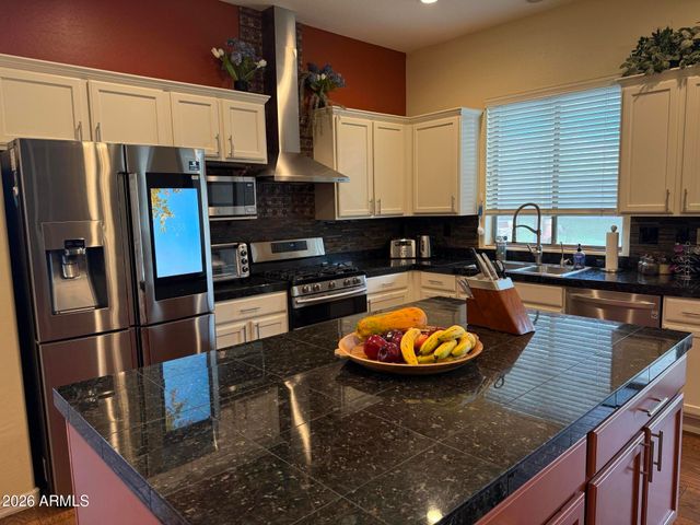 2245 W CLEARVIEW Trail, Phoenix, AZ 85086