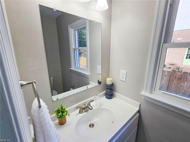 228 Oakengate TURN, Virginia Beach, VA 23462