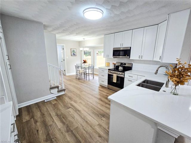 228 Oakengate TURN, Virginia Beach, VA 23462