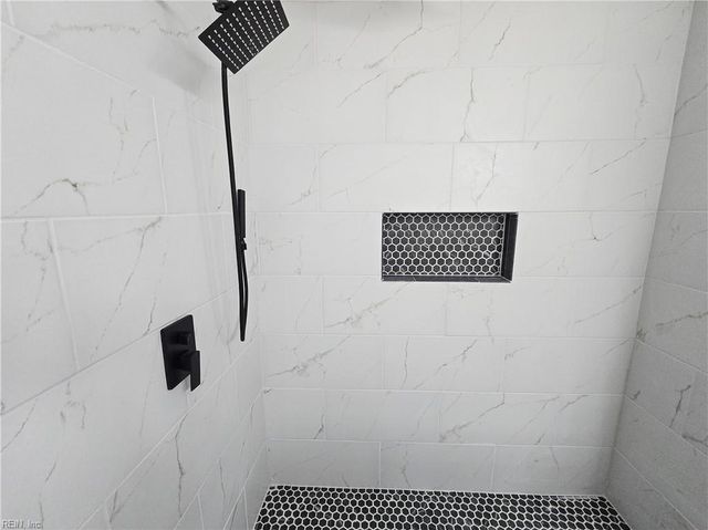 228 Oakengate TURN, Virginia Beach, VA 23462