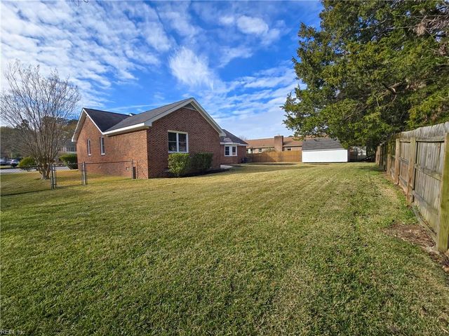 228 Oakengate TURN, Virginia Beach, VA 23462