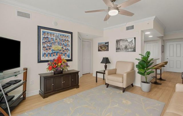 600 S Dixie Highway 735, West Palm Beach, FL 33401