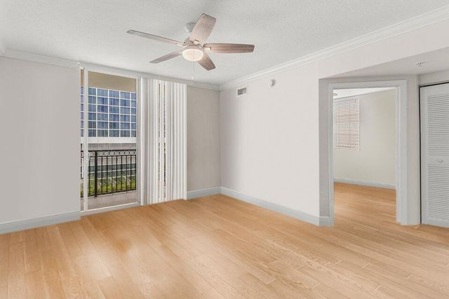 600 S Dixie Highway 735, West Palm Beach, FL 33401