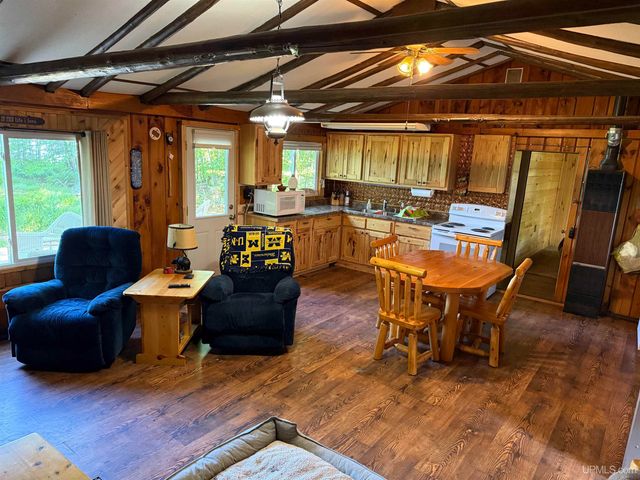 16488 Cc.25 Ln Road, Wetmore, MI 49895