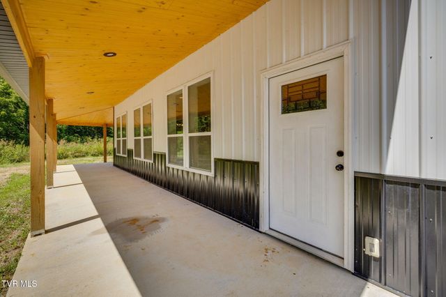 2598 South Wesley Chapel Road, Greeneville, TN 37745
