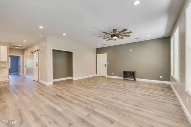 2598 South Wesley Chapel Road, Greeneville, TN 37745