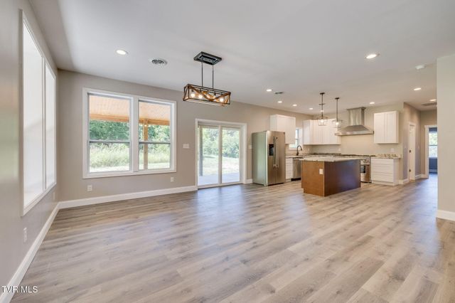 2598 South Wesley Chapel Road, Greeneville, TN 37745