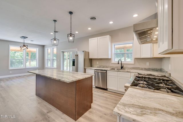2598 South Wesley Chapel Road, Greeneville, TN 37745