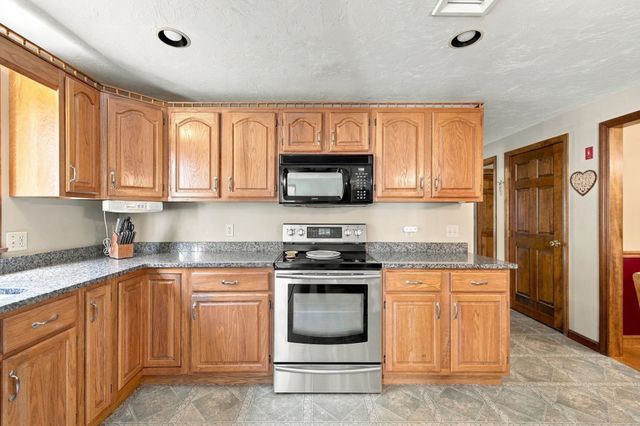 345 Grange Park, Bridgewater, MA 02324