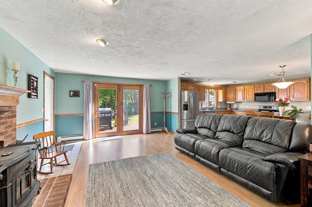 345 Grange Park, Bridgewater, MA 02324